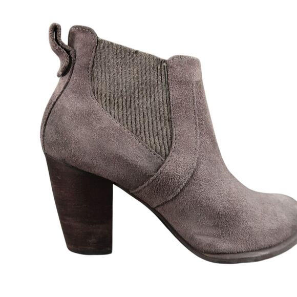 Ugg Shoes Womens 9 Ankle Boot Cobie II Leather Gore Fashion Chic Comfort Classic - Picture 2 of 16